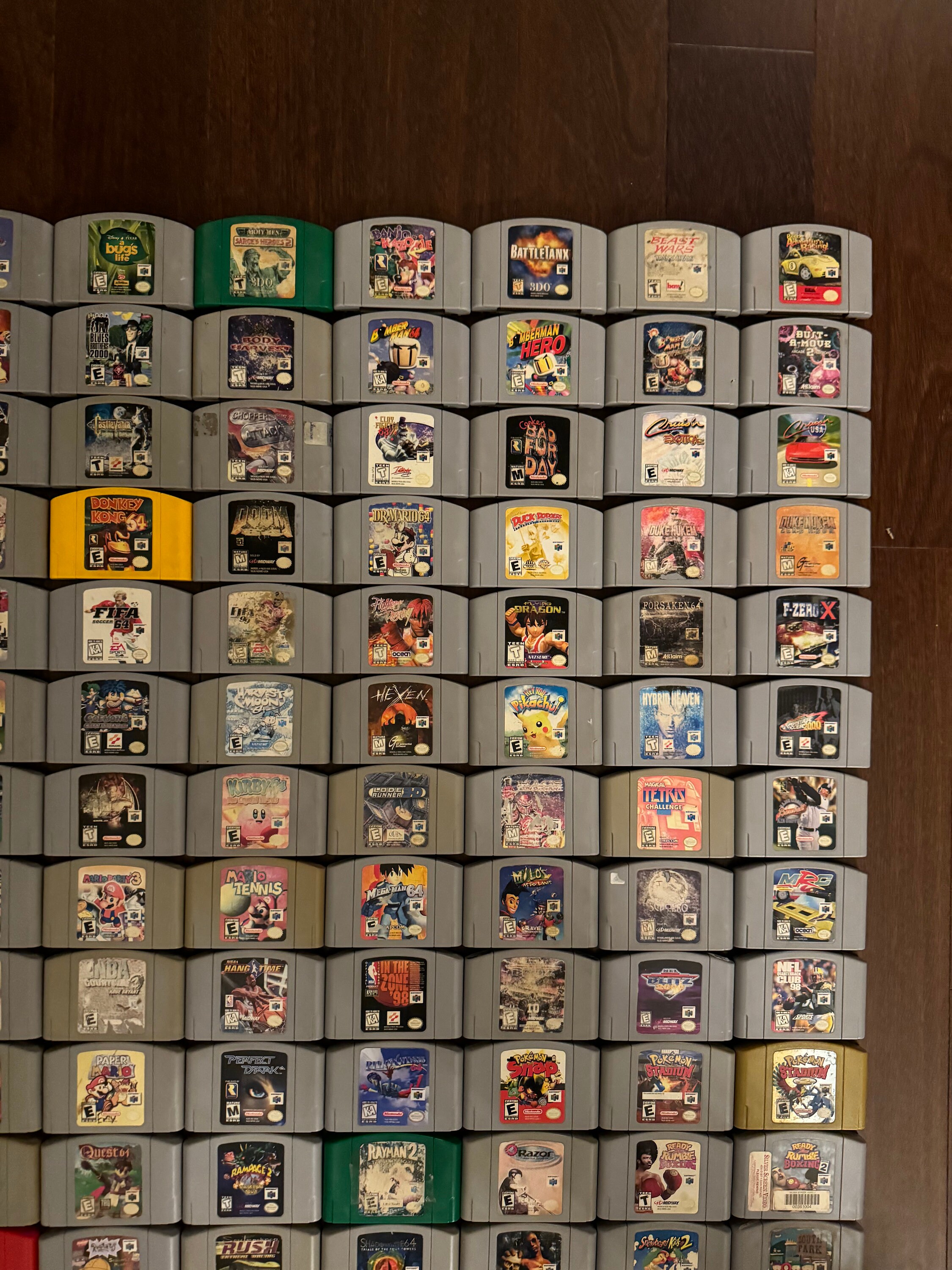 ニンテンドー64（N64）純正ビデオゲームコレクション - お気に入りの