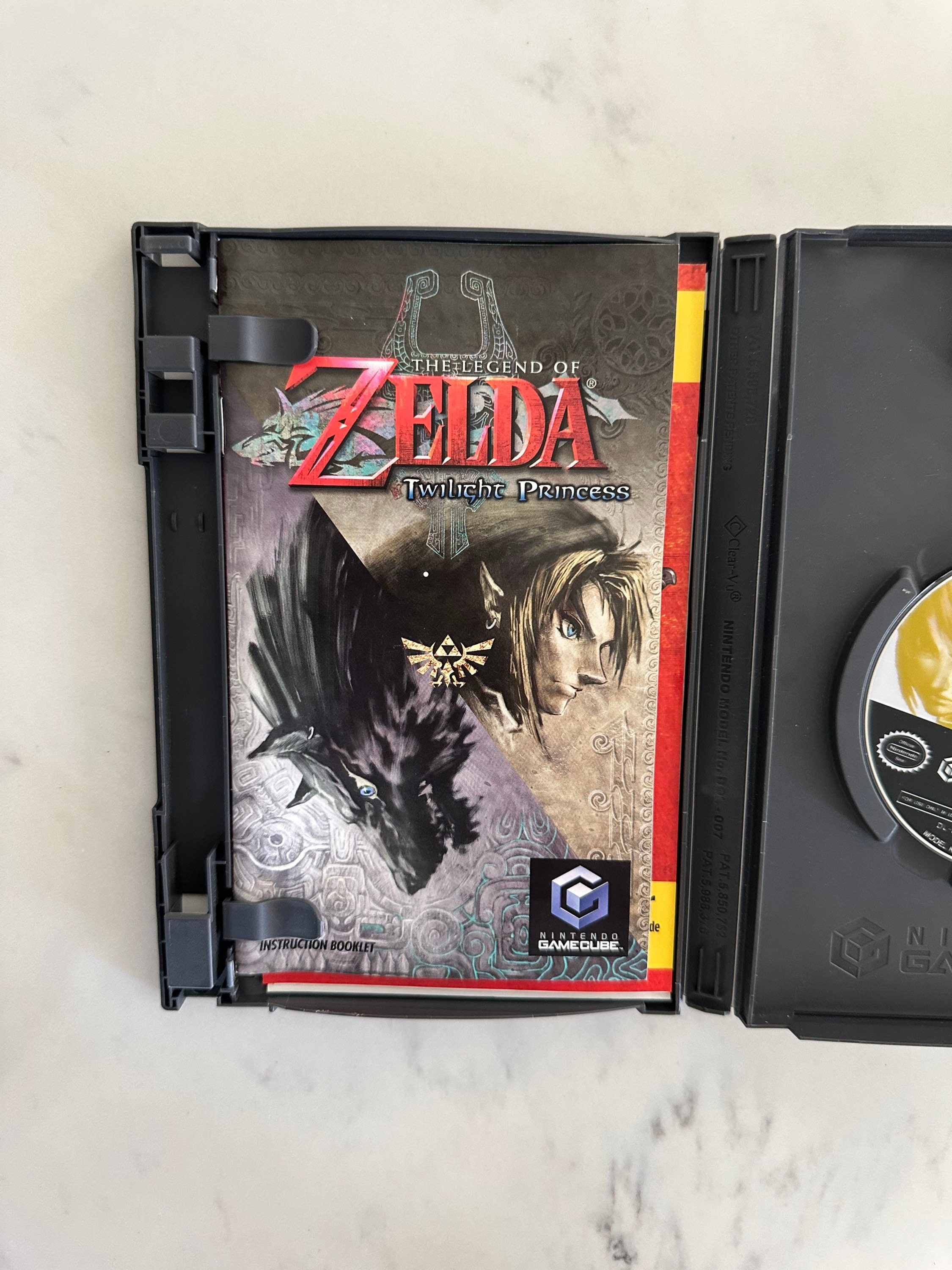Legend of Zelda Twilight Princess - Authentic Nintendo  display picture 1
