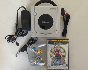 Platinum Nintendo GameCube Console con Super Mario Sunshine Bundle