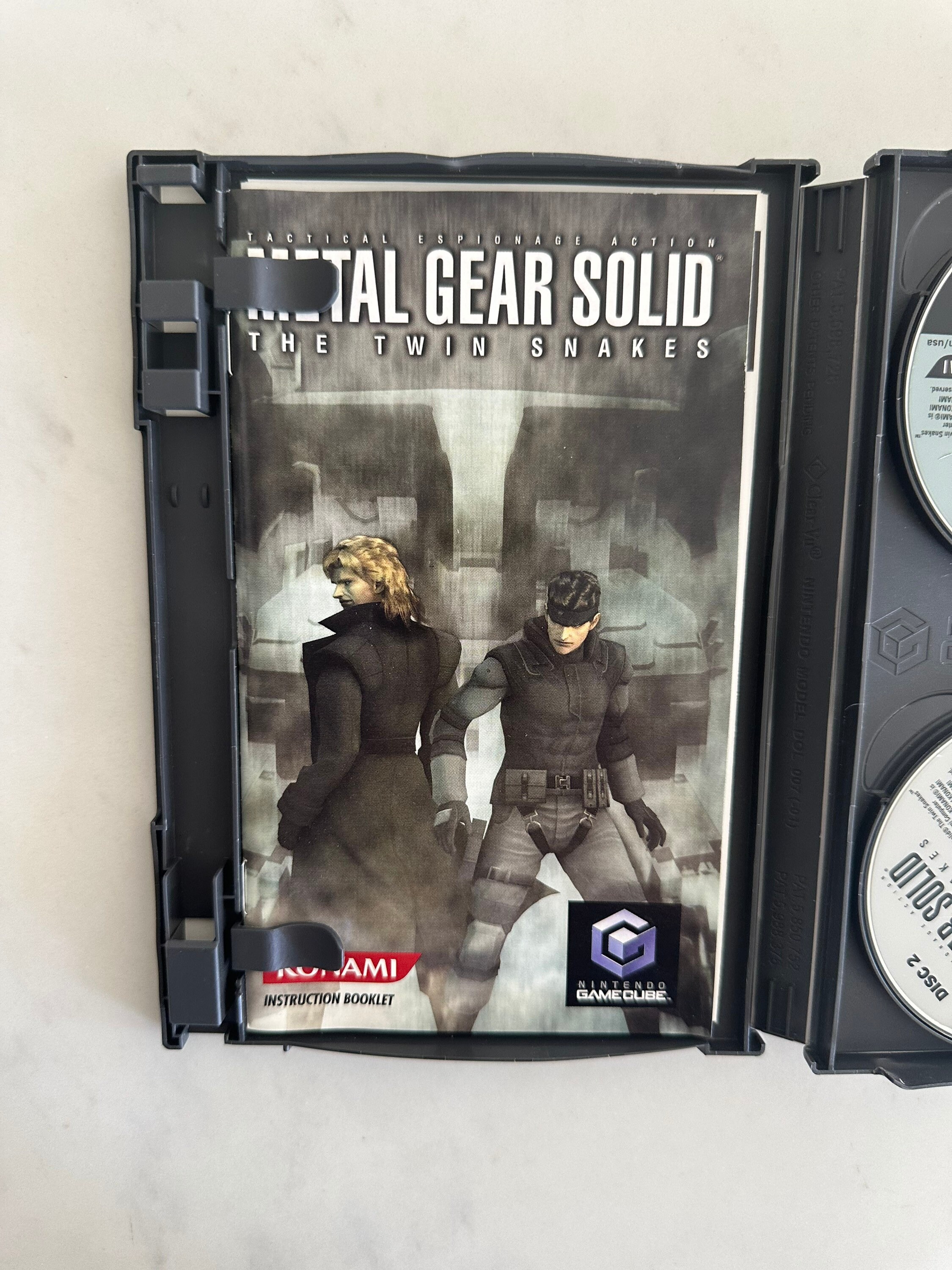 メタルギアソリッド ツインスネーク - 正規のニンテンドーゲーム
