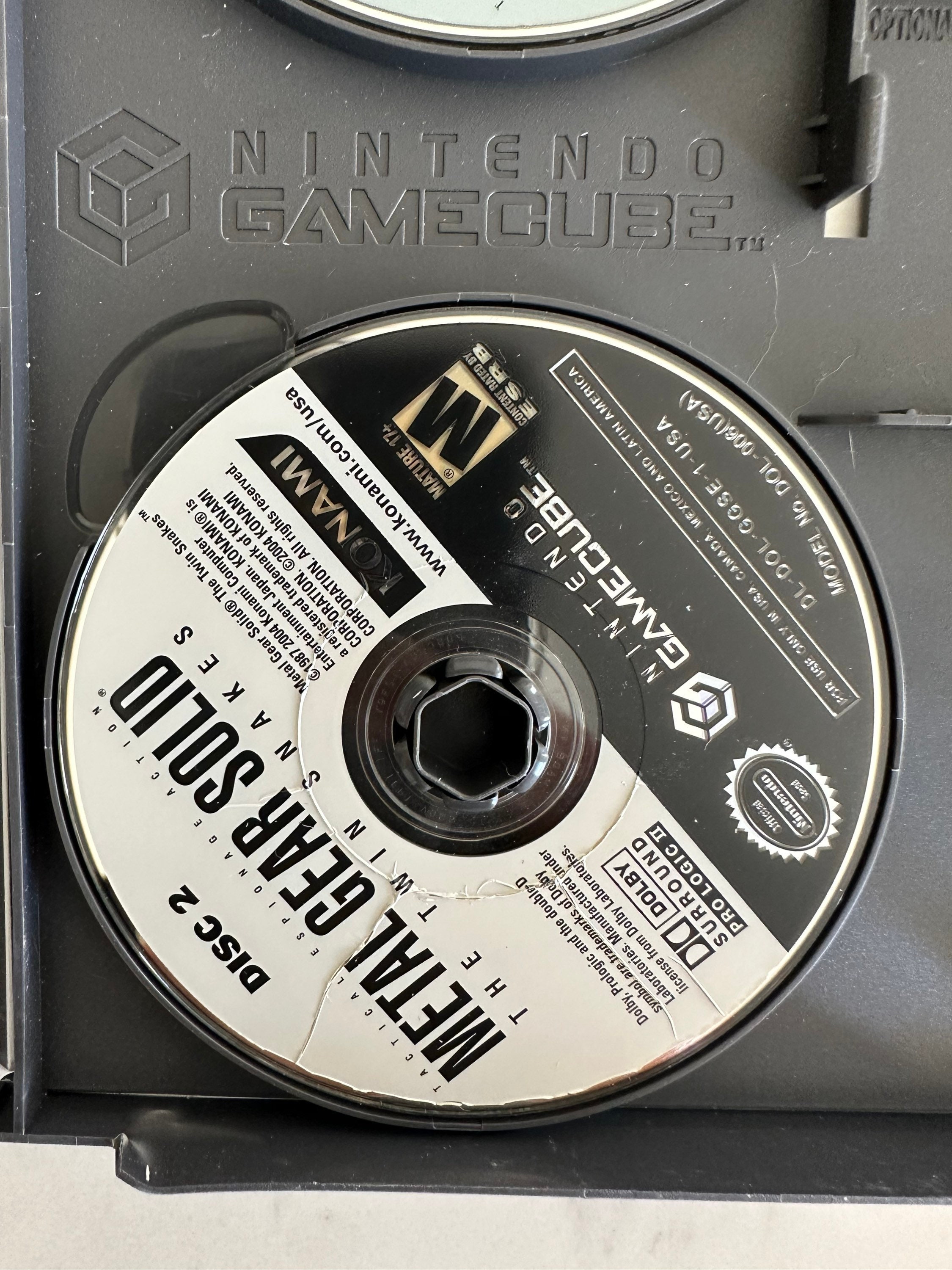 NINTENDO GAMECUBE メタルギア ソリッド ザ・ツインスネークス 81a4kT4o7xL._UF350,350_QL50_.jpg