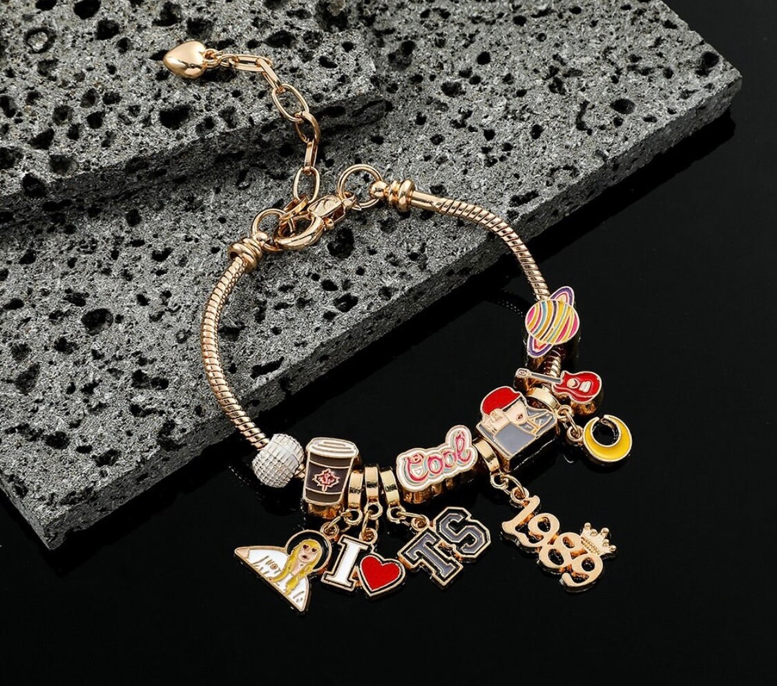 Taylor Swift Gold Charm Bracelet I ️ Taylor Swift 1989 TS Swiftie Charms