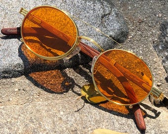 Luxury Wood Temple Sunglasses – Polarized Clip-On, Blue Light Blocking Eyewear, Modern Classic Shades, Gift for Him & Unisex Style