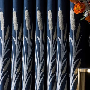 Donkerblauwe gordijnen voor woonkamer, modern geborduurd paneel voor slaapkamer, tijdloze gordijnen met zachte textuur, aangepast formaat gordijn beschikbaar