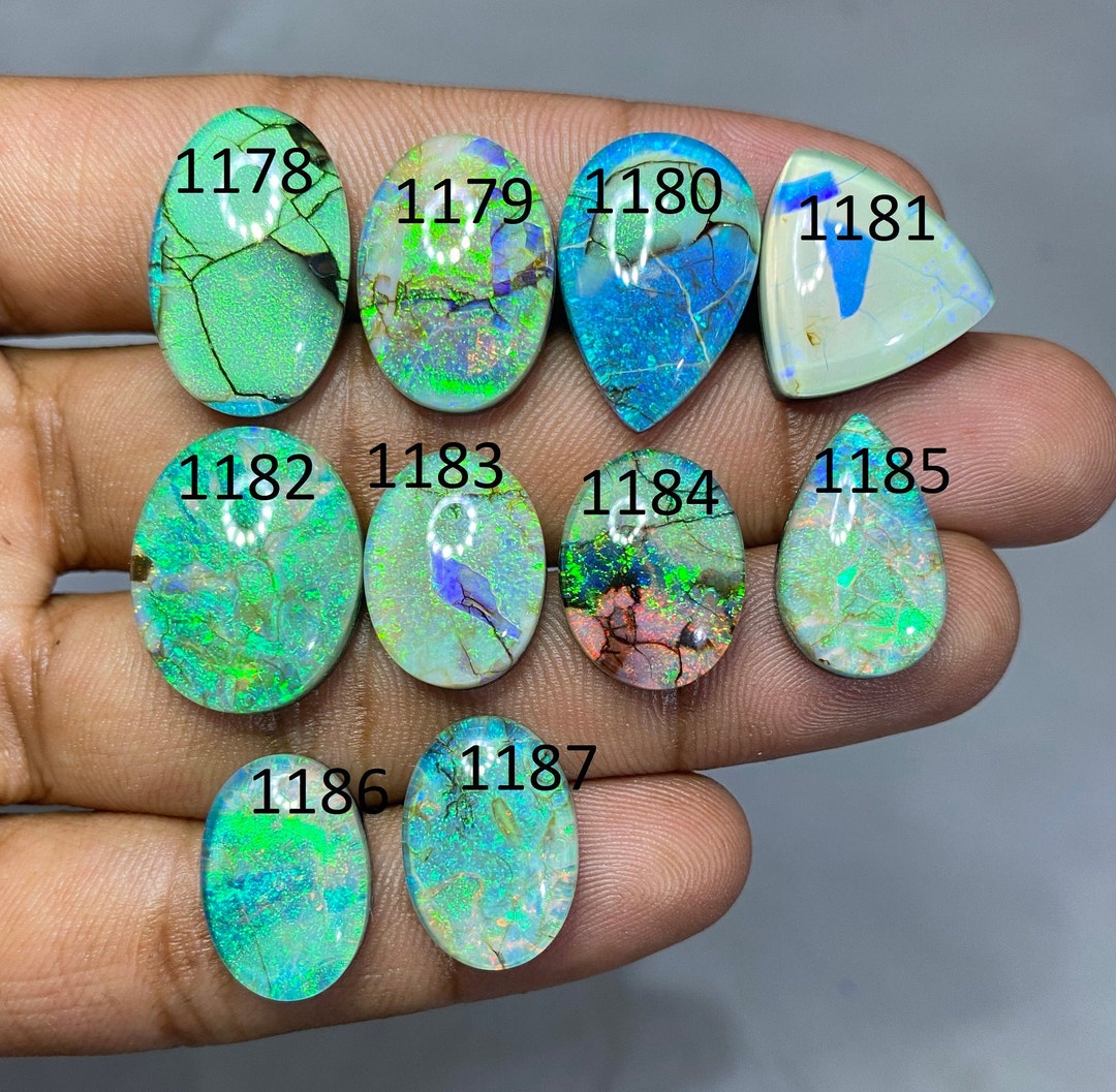 Opale De Feu Naturelle Certifiée GGL - Doublet Ovale 115-120 Carats, Couleurs éclatantes