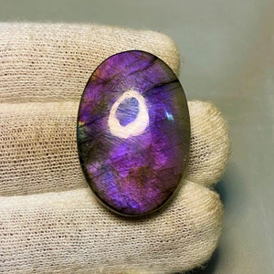 Awesome Quality Purple Flashy Fire Labradorite Loose Gemstone Cabochon 35.5X24X6.5MM Oval Shape Purple Labradorite Wire Wrapped Jewelry