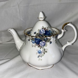 ROYAL ALBERT MOONLIGHT Rose Teapot, Sugar Bowl, Plates, Mugs and Cups & Saucers Sold Separately image 6