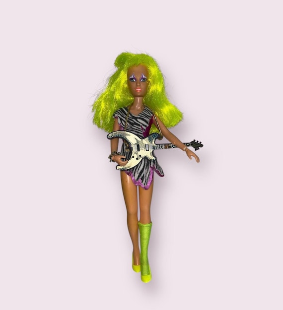 1986 JEM & the HOLOGRAMS PIZZAZZ Misfits Doll Truly Outrageous