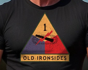 1st Armored Division Old Ironsides Badge WW2  Logo Insignia Badge Men's classic tee