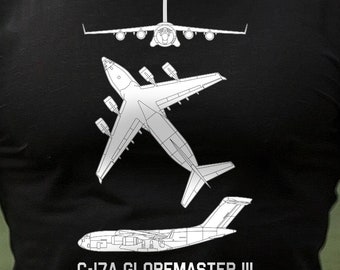 Camiseta clásica con siluetas del avión de transporte militar C-17A Globemaster III
