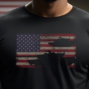 M1 Abrams Battle Tank USA Flag Gift T-Shirt