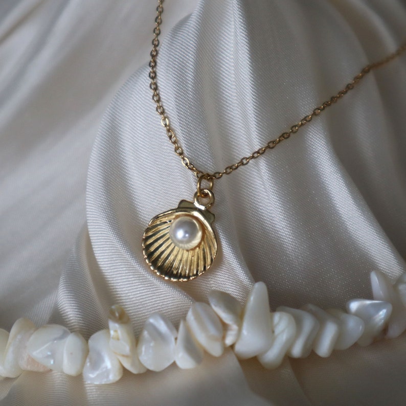 Gold Clam Shell Pearl Necklace – Mermaidcore Ocean Jewelry image 1
