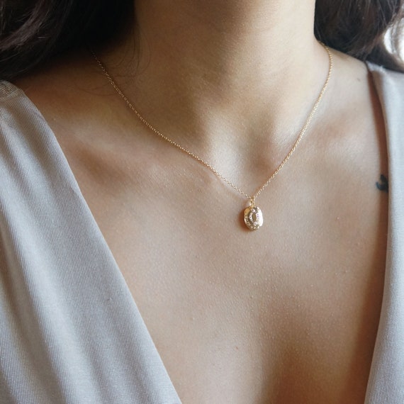 Buy Gold Locket Necklace Heirloom Locket, Dainty Locket Necklace, Gold  Locket Gift Simple Everyday Jewelry by Heirloomenvy Online in India - Etsy