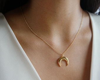 Gold Crescent Moon Necklace – Minimalist Boho Layering Jewelry