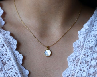 14K Gold Mother of Pearl Medallion Necklace – Minimalist Mermaid Jewelry