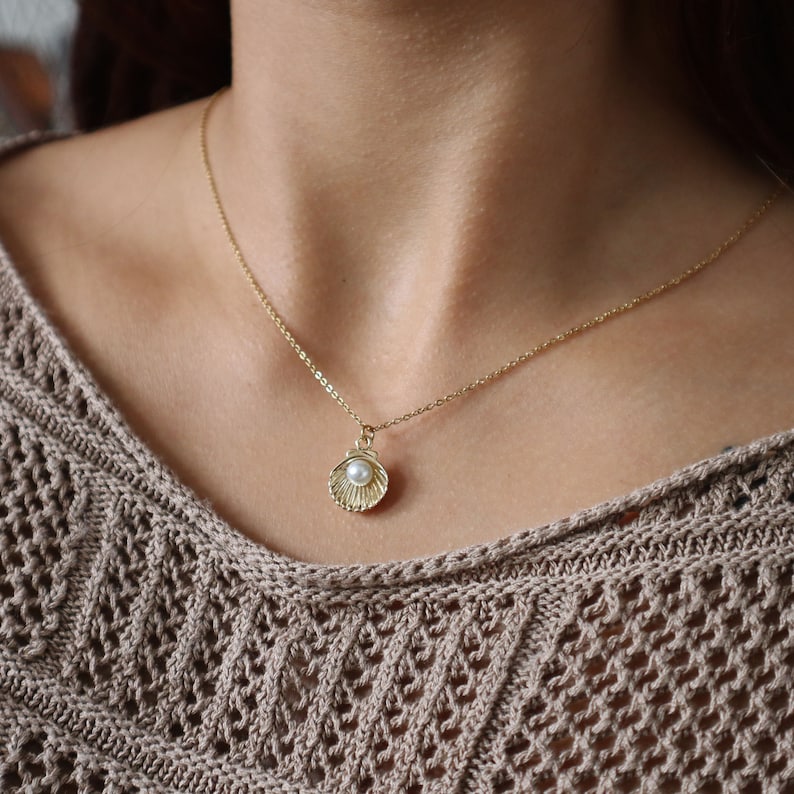 Gold Clam Shell Pearl Necklace – Mermaidcore Ocean Jewelry image 4