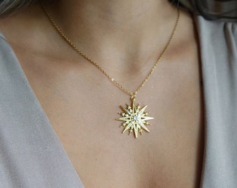 Chunky Star Necklace, Starburst Necklace for Her, Christmas Gift, Gold Snowflake Necklace, Statement Necklace, Gift for Her, Gold Jewelry