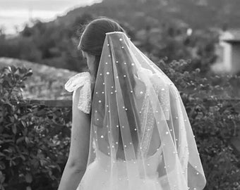 Single-Layer Delicate Wedding Veil with Assorted Pearls | White / Ivory Wedding Veil | One Layer Wedding Veil | Pearl Veil | Bridal Veil