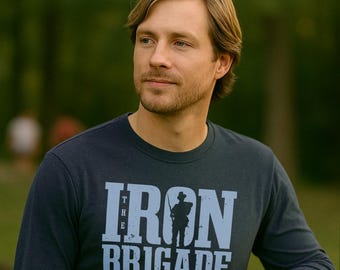 Maglietta con la silhouette della Brigata di Ferro