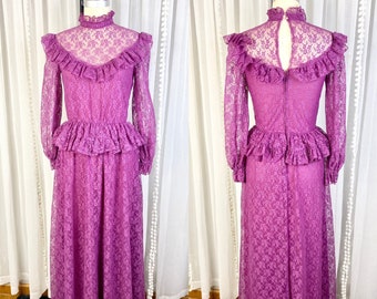 Vintage 1970s Purple Ruffle and Lace Maxi Dress, Vintage Boho Maxi Dress, Vintage Prom Dress, Vintage Bridesmaid's Dress, Size 11/12