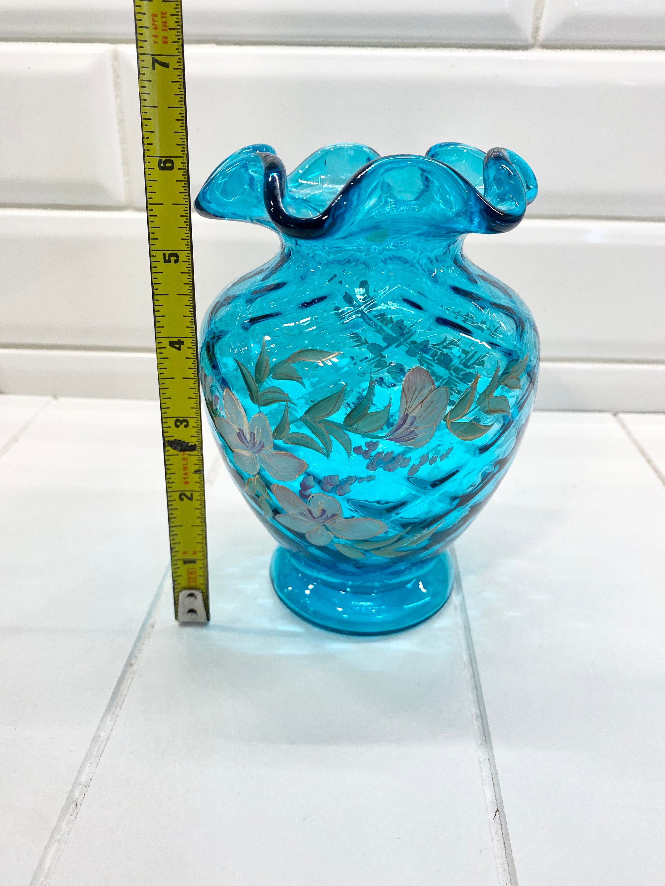 ヴィンテージ フェントン ブルー ハンドペイント フローラル フリル