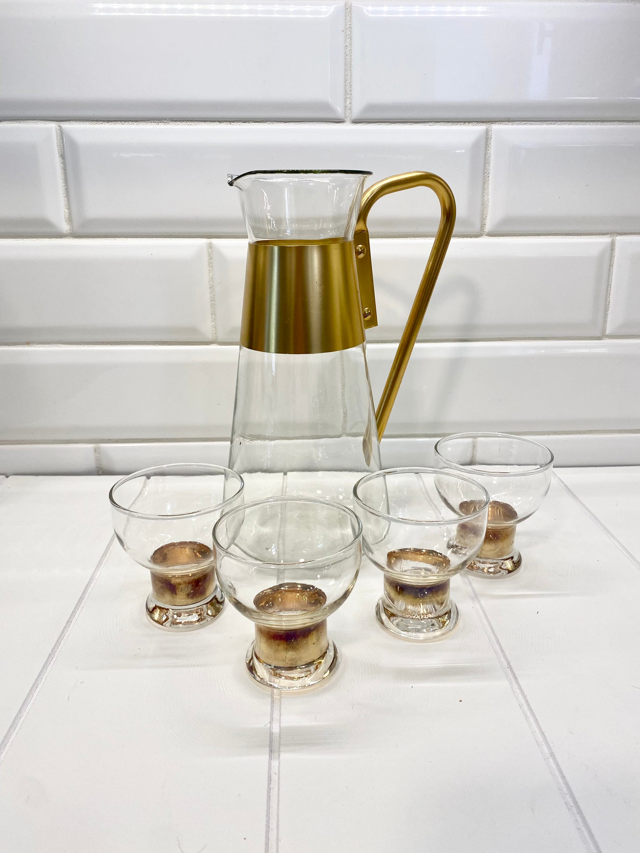 VINTAGE COCKTAIL PITCHER w/ 6 Glasses – Midwest Modern Furniture