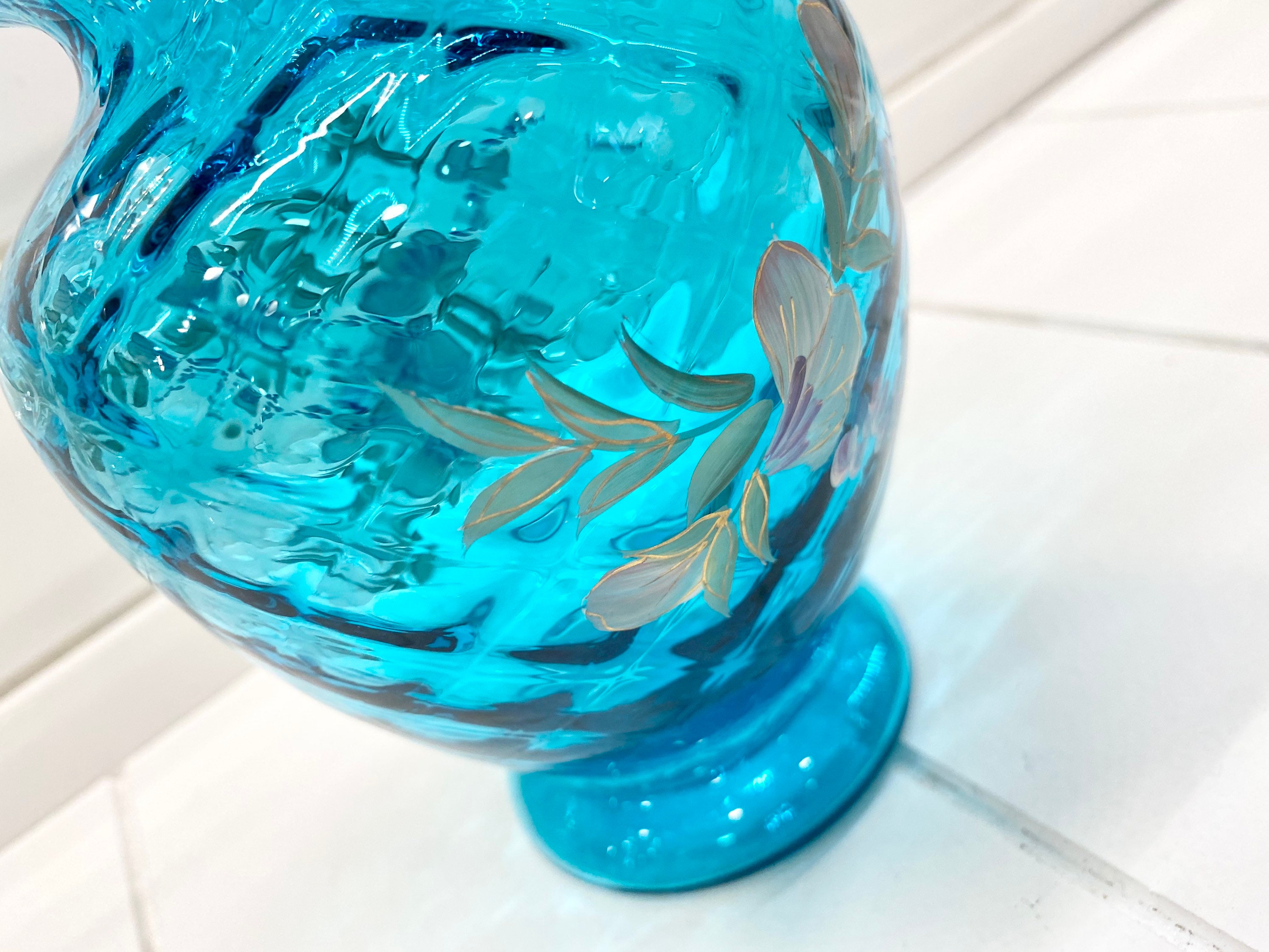 ヴィンテージ フェントン ブルー ハンドペイント フローラル フリル