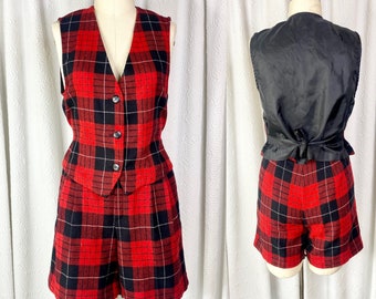 Vintage Red and Black Buffalo Plaid Wool Shorts Suit, Vintage Academia, Vintage Shorts Suit, Plaid Shorts Suit, Vintage Plaid Romper, Size 6