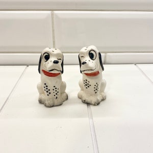 Vintage Dalmation Salt and Pepper Shakers, Vintage Dog Decor, Kitschy Kitchen Decor