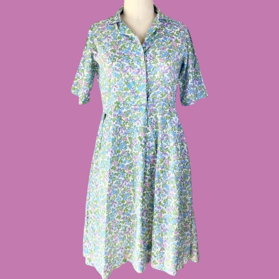 avalon classics dress Vintage 1950s Floral Rayon Dress, Size 10 Gothic Black And White Color:#55-Gray jersey milonga dress Bridal gown Pleated skirt