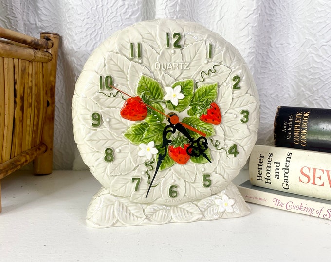 Vintage Sears Roebuck 1981 Strawberry Ceramic Clock, Vintage Strawberry