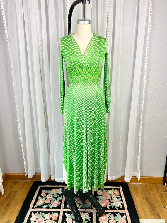 Vintage 1960s Bright Green Abstract Pattern Boho … - image 2