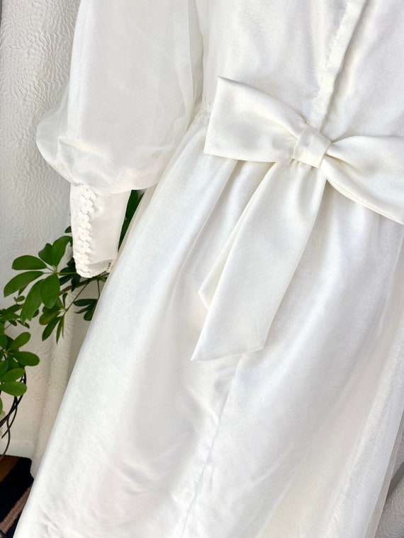 Vintage Iridescent White Daisy Wedding Dress, Boh… - image 6
