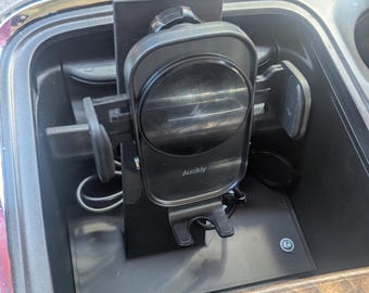 RAM 1500 4th Gen Phone Holder