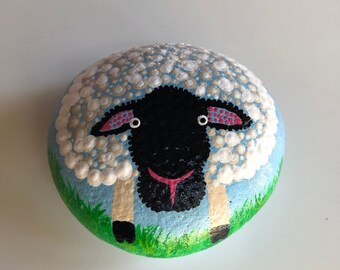 Solid glass press paper 8x5x5 cm with 3D engraved shepherd with sheep over the shoulders
