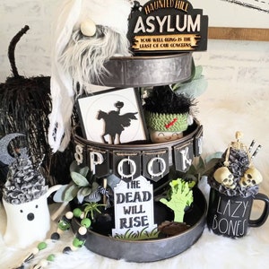 Halloween Tier Tray . Halloween Signs..Halloween. Tier Tray Decor.. 3D Mini Signs..Spooky Halloween Signs.