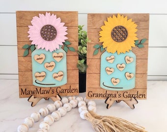 ORIGINAL  DESIGNER .Mothers day gifts. Grandparents gift. gifts for mom. gifts for grandma. grandchildren. personlized signs. sunflower sign