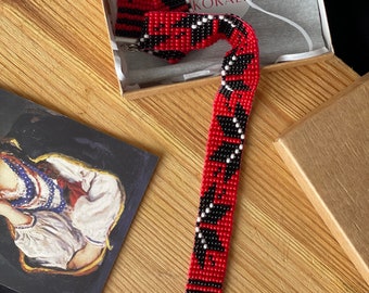Traditional Ukrainian necklace, Red beaded choker sylyanka