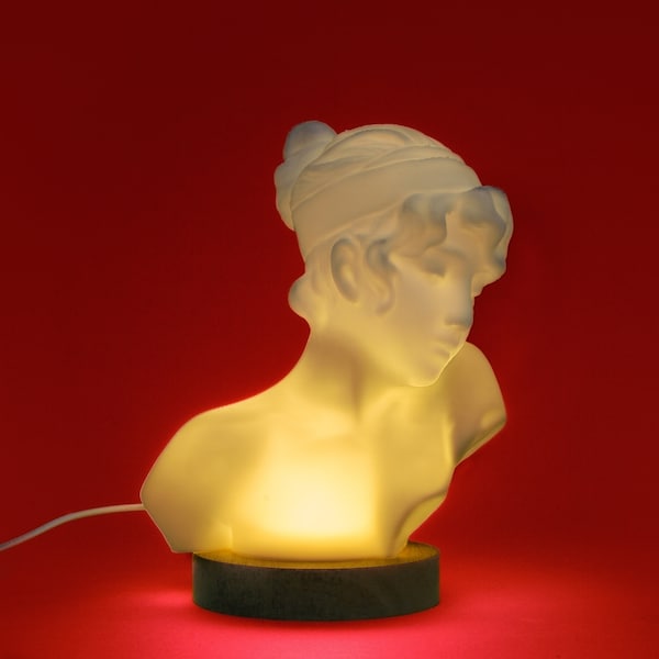 Lampa z popiersiem Safony, posąg poetki Safony, rzeźba grecka