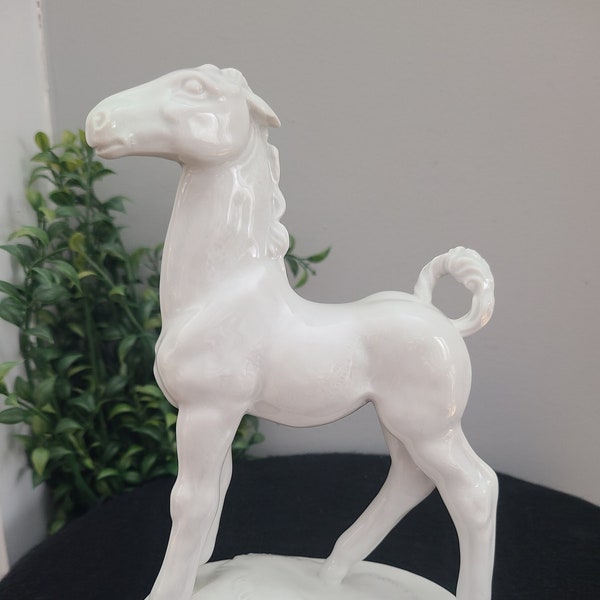 Vintage MEISSEN Horse Figurine, Standing Wild Foal, Colt (A1136) German Porcelain, Perfect, Rare White Porcelain Foal Figurine, Modern Pride