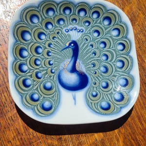 Fürstenberg Porcelain Peacock Wall Plate, RARE Vintage 1960s MCM West Germany Porcelain, Collectors Plate Eye Catching Hanging Feather Show