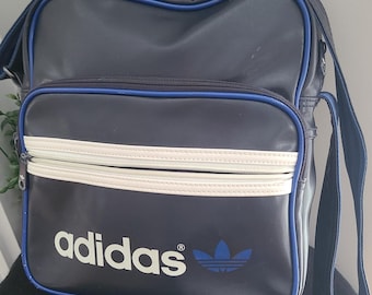 Adidas Vintage Airliner Baggage Tote Unisex Sport Gym Bag Navy & White Trefoil Crossbody Shoulder Weekender Flight Travel Bag Back To School