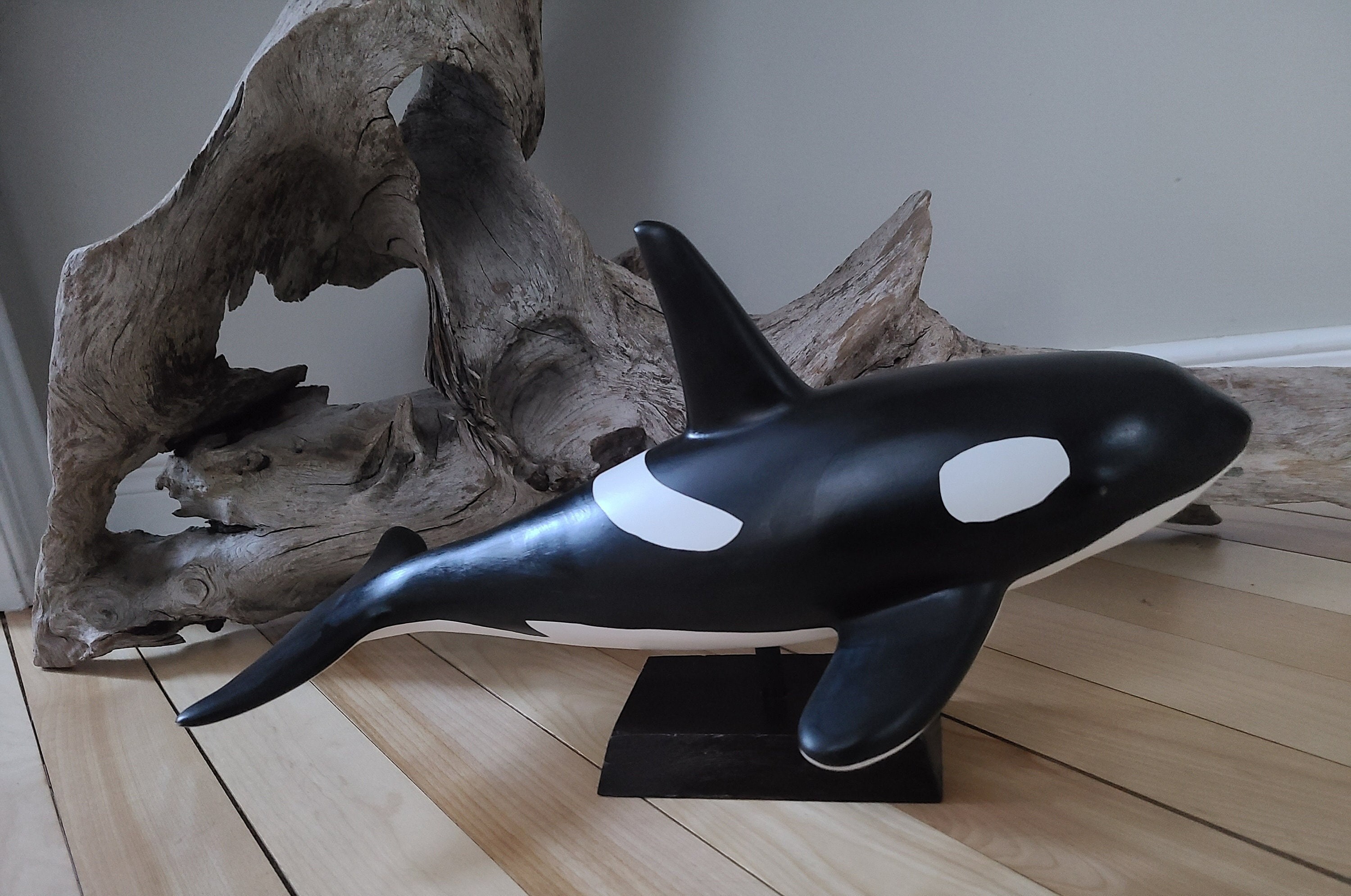 Awesome Orca Whale, Marine Art, Made in Thailand, Expert Sculpture