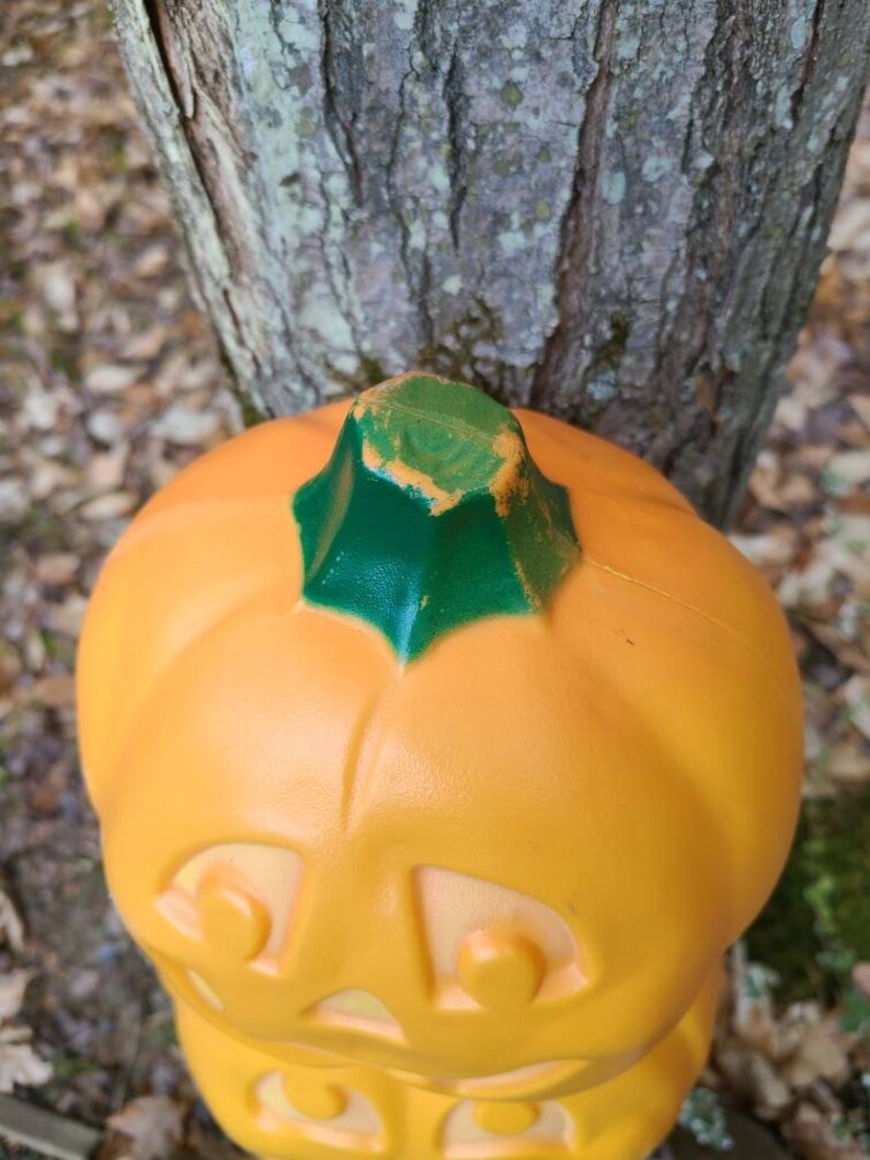 Pumpkin Heads Blow Mold, 38 Sun Hill Light up Silly Halloween Pumpkins