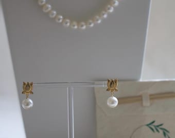 Shell pearl  earrings | pearl earrings | kamal stud | handmade in nepal