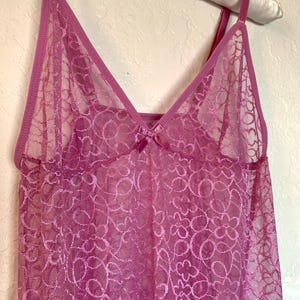 Vintage Night Gown / Intimates / 1990s / Pink Purple / Lacey / Floral / Daisies / Ladies S - M / Pjs / Homewear / Cute / See Through / Slip