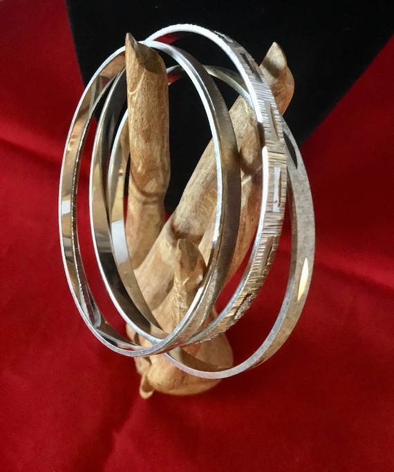 Napier brushed silvertone bangle bracelets 1970s v