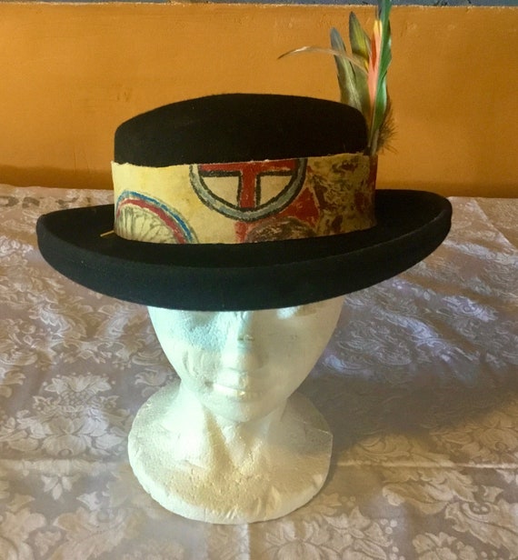 Vintage Black Wool Felt Bowler Hat: Painted Chamois & Parrot  display picture 1
