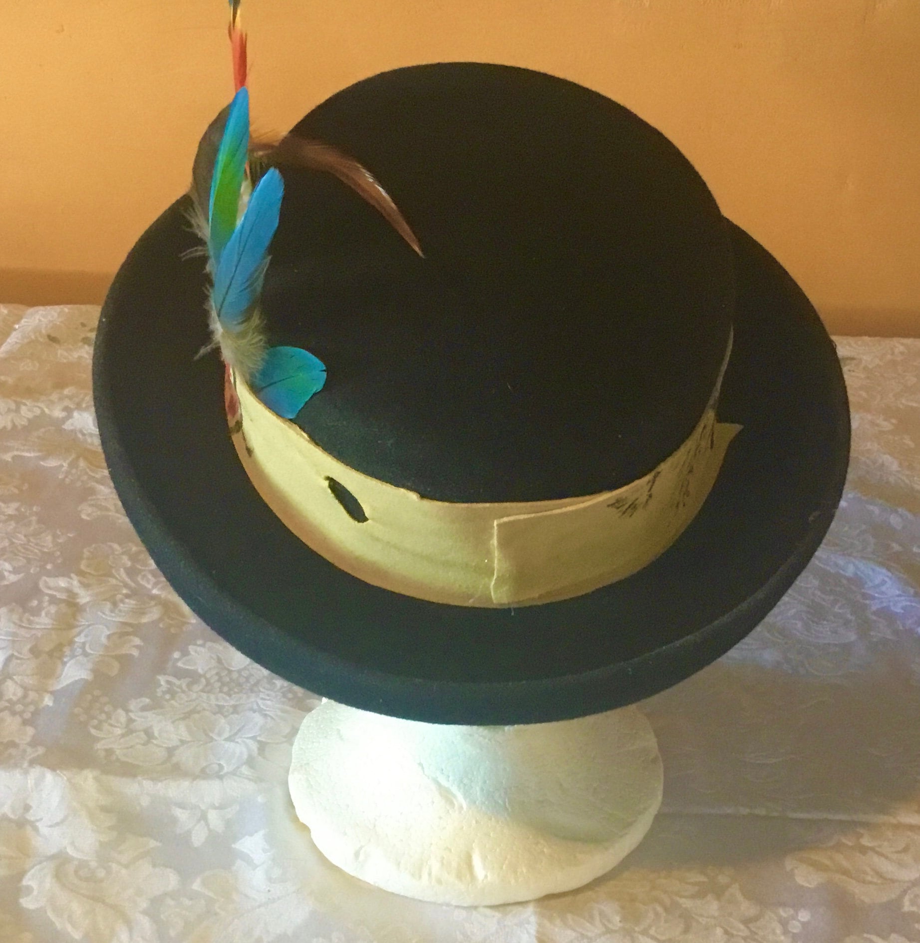 Vintage Cappelli Bowler Felt Hat with Feathers Vintage Black Wool Felt Bowler Hat: Painted Chamois & Parrot  main image 2