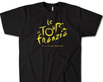 Tour de Franzia T-Shirt, Tour de France Drink Strong T-Shirt. Cardboardeaux Boxed Wine Trinkspiel & Party Shirt MegaSoft Premium Baumwolle Tee